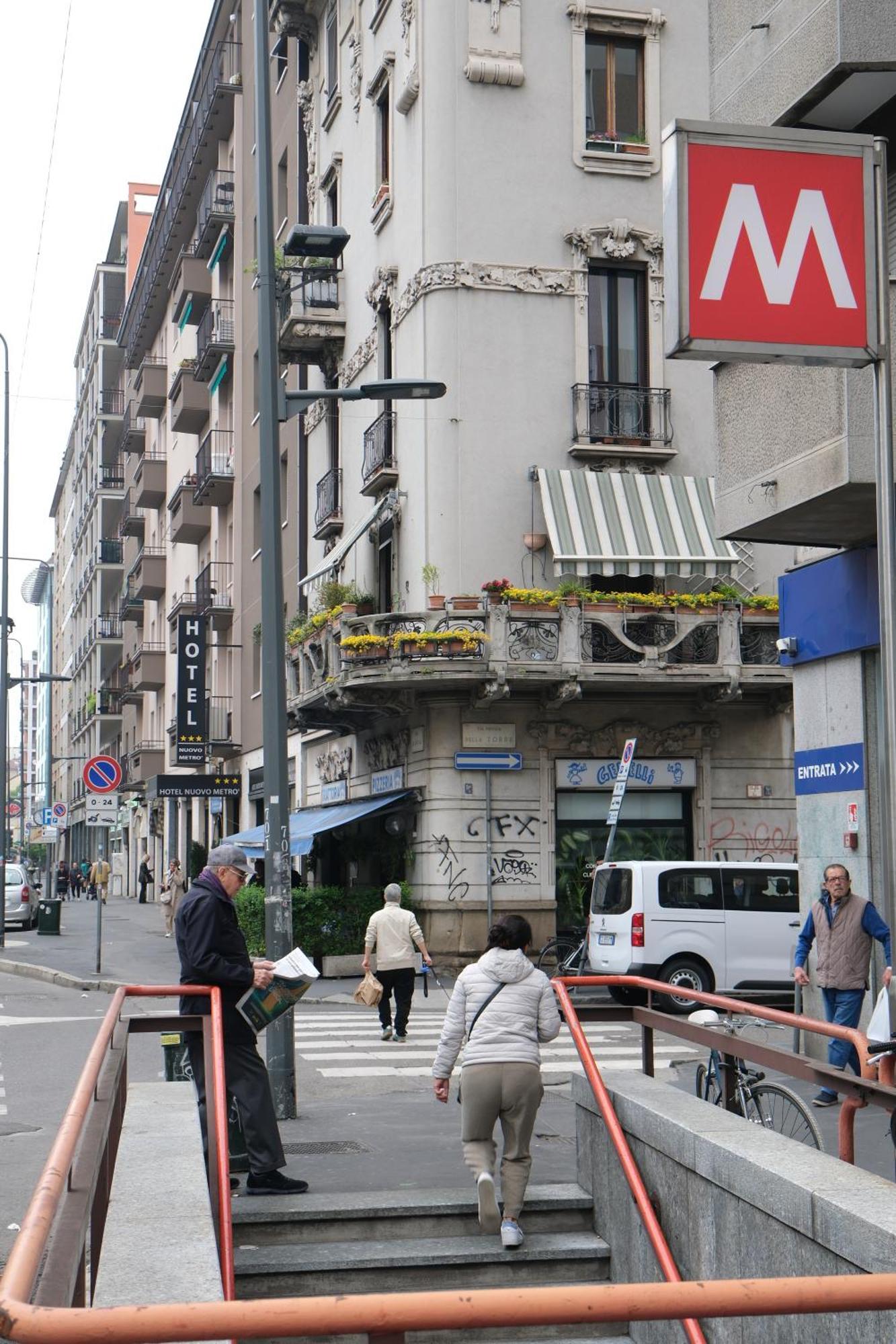 Hotel Nuovo Metro Milan Bagian luar foto